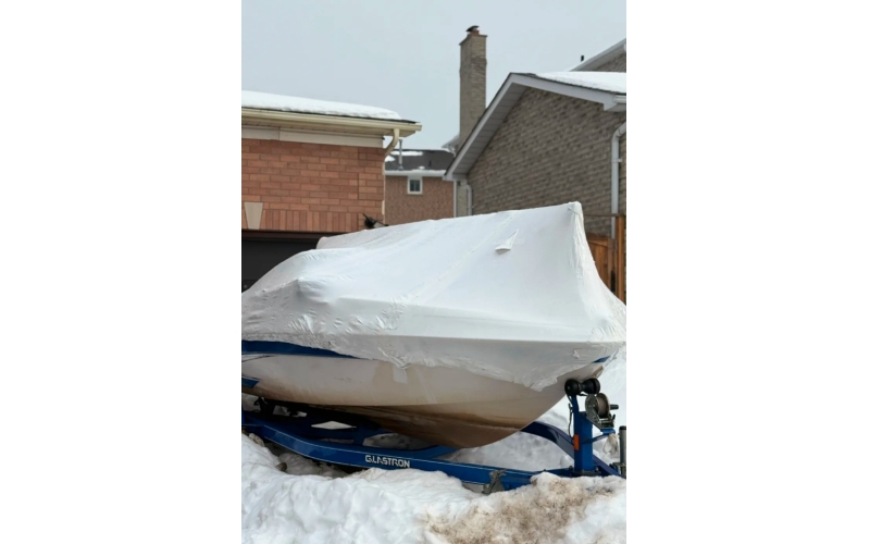 冬季船只存儲指南：專業(yè)熱收縮包裝，讓您的愛船無懼冰雪，煥新啟航！